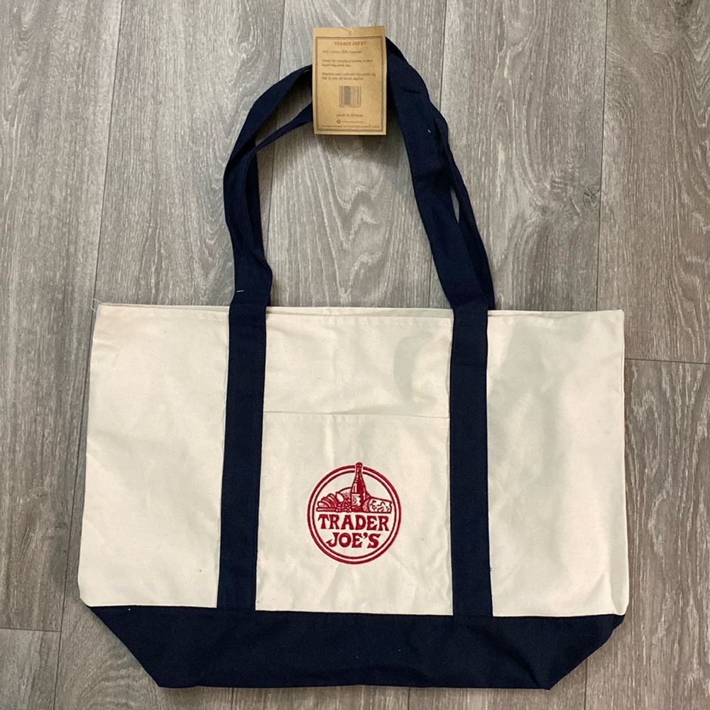 ❤️ Trader Joe’s Reusable Tote Bag NWT